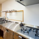 天竜杉と吉野桧が家族の変化を見守る家の写真 キッチン