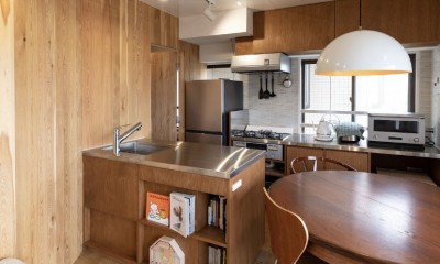 キッチン｜50平米のオアシス～都心でコンパクトに暮らす、自然と木を感じる明るいマンションリノベ～