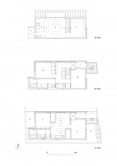 平面図 (竪格子の家『都心に建つ木造３階建ての2世帯住宅』)