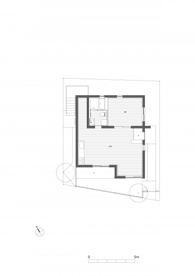 １階平面図 (PeaceTrees 『RC造3階建ての共同住宅』)