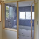鎌倉山の家～茶室のある詫び寂びの家の写真 浴室