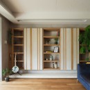 太子堂の家　〜素材感のあるマンションリノベーション〜の写真 LDK収納