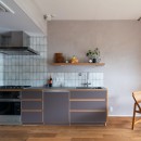 太子堂の家　〜素材感のあるマンションリノベーション〜の写真 キッチン