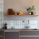 太子堂の家　〜素材感のあるマンションリノベーション〜の写真 キッチン