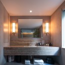 太子堂の家　〜素材感のあるマンションリノベーション〜の写真 洗面室