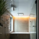太子堂の家　〜素材感のあるマンションリノベーション〜の写真 浴室