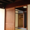 【豊岡市】築１００年の古民家再生！朱塗りの柱、梁が渋いです～～の写真 和室のその奥