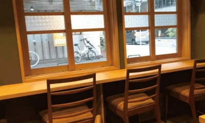 【大阪市中央区 店舗】モダンな外観と落ち着いた店内で女性お一人様でも入りやすい洋食店 (カウンター席2)