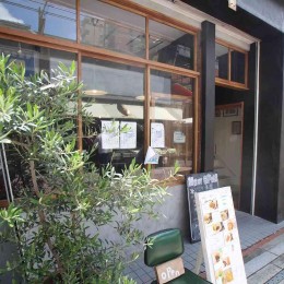 Café ツミキ (玄関入口)