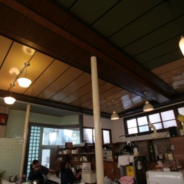 【茨木市 店舗】築50年の銭湯をcaféにリノベーション (店内４)