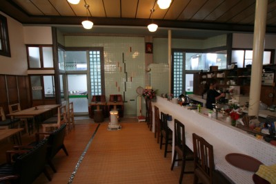 店内５ (【茨木市 店舗】築50年の銭湯をcaféにリノベーション)