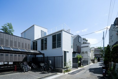 外観 (駒沢の家〜真っ白で明るいシンプルな家〜)
