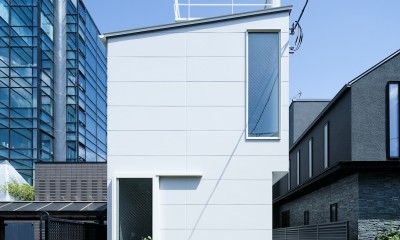 駒沢の家〜真っ白で明るいシンプルな家〜