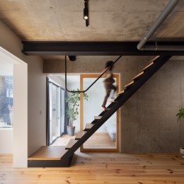 下落合の住宅（リノベーション） (階段)