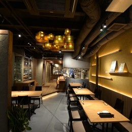 飲食店舗　全面リノベーション　(大阪市西区) (使い勝手や見た目にもこだわった設計。)