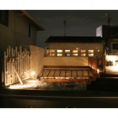 【摂津市 店舗】純和風の古民家の特長を最大活用しリノベーションの写真 外観 全体ライトアップ