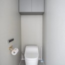 小上がり和室のあるモダンな住まい。高層マンションリノベーション。の写真 トイレ