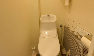 遊び心あるトイレ｜沖縄の情趣を感じられるマンションリノベーション