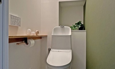 費用を抑え、子どもの安心をデザインする　畳のある暮らし (トイレ)