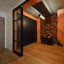 新築でもリフォーム：輸入壁紙で自分だけの特別な空間を作る方法の写真 寝室