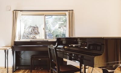 音がつなぐ家～将来のピアノ室も併設～ (ピアノ室)