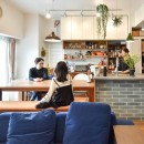 品川区 K邸 マンションリノベーション「3人娘と暮らすためのリノベーション」の写真 ダイニングキッチン