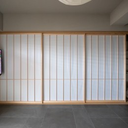 ホテルのような空間に日本の伝統美と温もりを加えたリノベーション (和室)