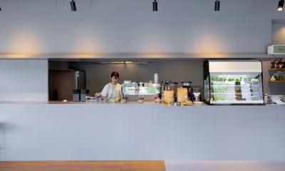 レジカウンター｜NICOLAO Coffee and Sandwich KUSATSU COCORIVA　草津川跡地の飲食店リノベーション