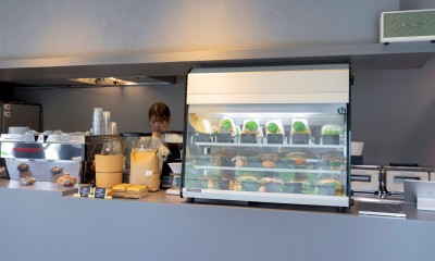 NICOLAO Coffee and Sandwich KUSATSU COCORIVA　草津川跡地の飲食店リノベーション (レジカウンター)