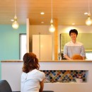 ２世帯住宅の間取りと広さで「自宅で開業」の理想を叶える家 Part2の写真 ダイニングキッチン