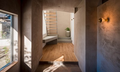 余白のある空間との繋がり　和歌山橋本の家 (廊下)
