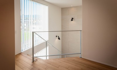 余白のある空間との繋がり　和歌山橋本の家 (階段)
