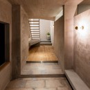 余白のある空間との繋がり　和歌山橋本の家の写真 玄関