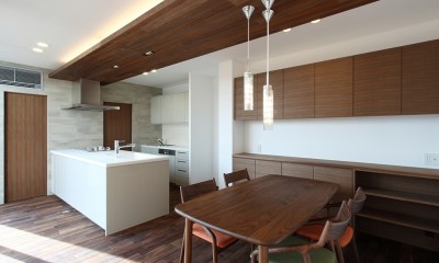 Share Living House〜眺望と庭の景色を楽しむ大人の家〜 (キッチン)