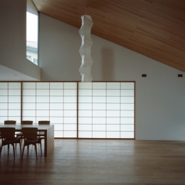 城ヶ崎海岸の家-柔らかな光に包まれる空間