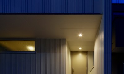 旗の台の家/House in Hatanodai (玄関)