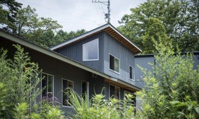 八ヶ岳麓の住宅-自然豊かな暮らし- (外観)