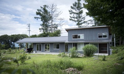 八ヶ岳麓の住宅-自然豊かな暮らし- (外観)