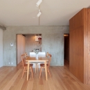 家族の成長とともに変化できる自由な家（武蔵浦和のリノベーション）の写真 ダイニングキッチン