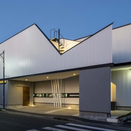 斜め窓の家 OUCHI-06(デザイン住宅外観いろいろ) - 外観事例｜SUVACO