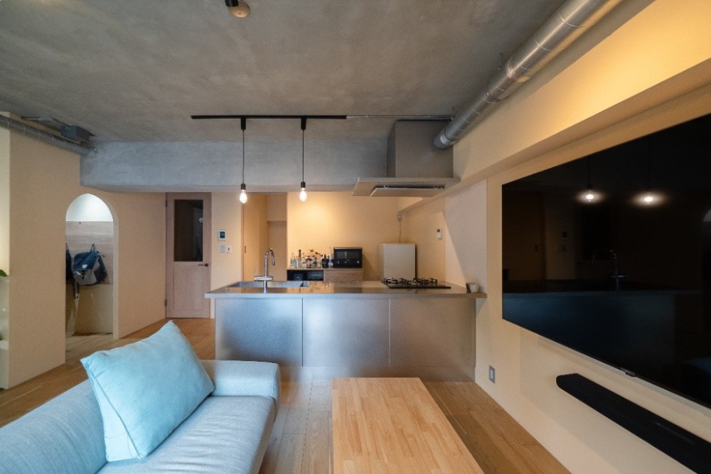 素材と暮らしをつなぐ、フルリノベーションの家 - マンションリノベーション事例|SUVACO(スバコ)