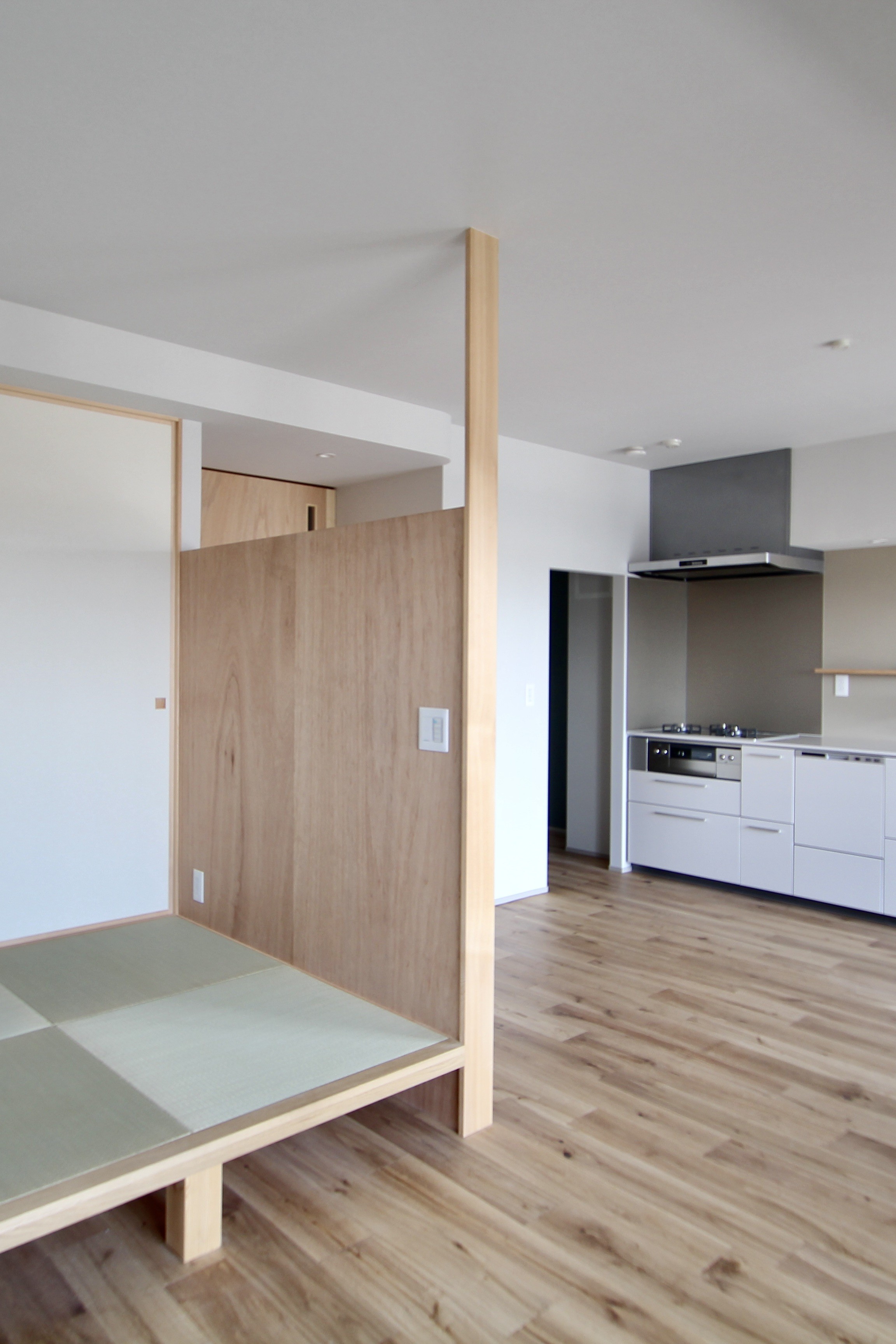 緩やかに空間をつないだマンションリノベ - マンションリノベーション事例|SUVACO(スバコ)