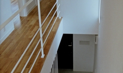 階段｜借景を取り込む家