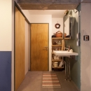 家を育てるリノベーション 好きなものに囲まれた暮らしの写真 バスルーム
