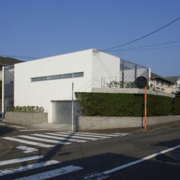 横浜のコートハウス (外観)