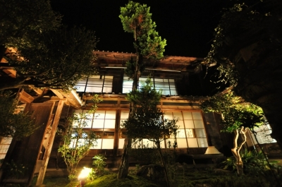 築100年の古民家も再生 昭和の香り漂う和風の家 をリノベーションして住む Suvaco スバコ