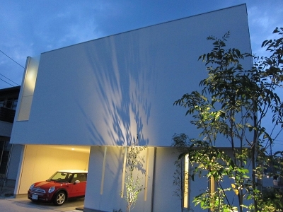 LIGHT　COURT　HOUSE (外観)