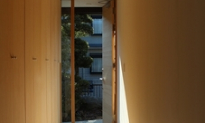 金沢文庫の家 (玄関)
