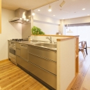 東京都I様邸 ～体で感じる自然素材の住まい～の写真 キッチン