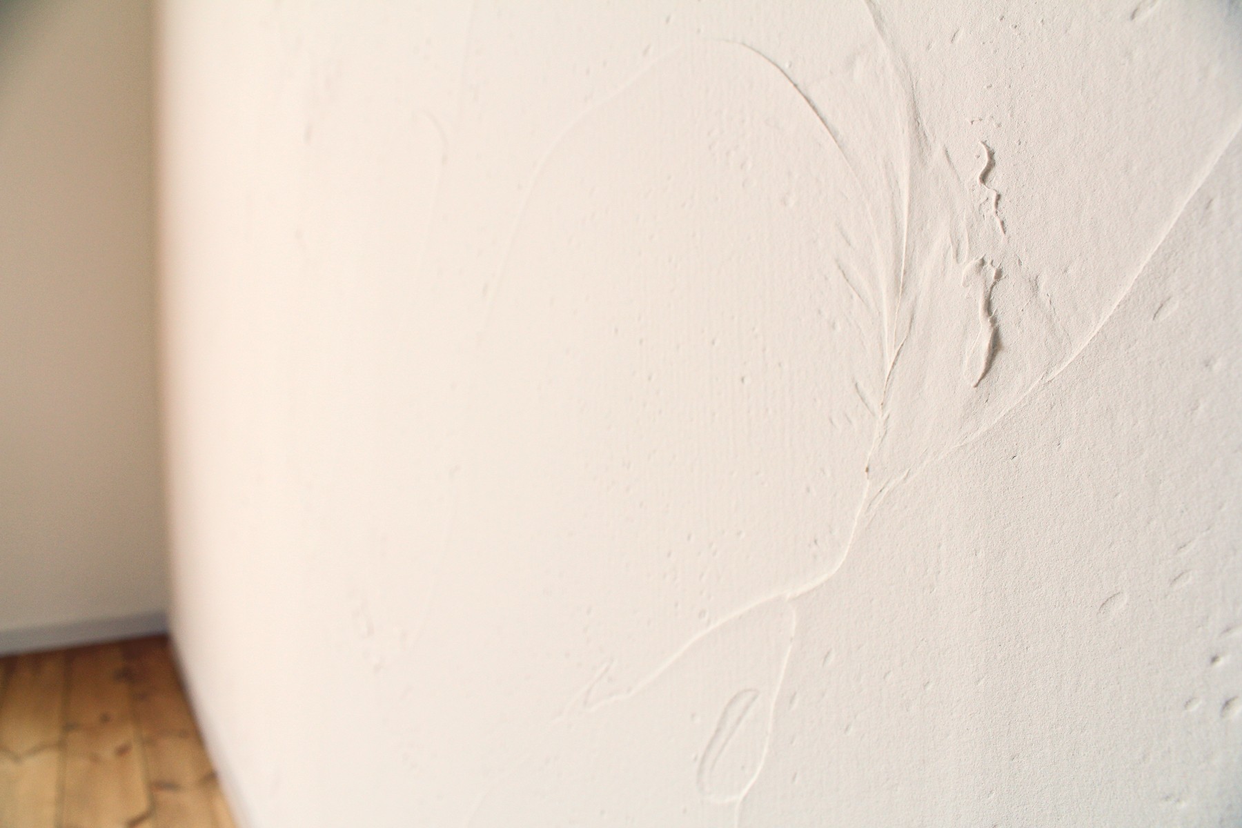 リビングダイニング事例：珪藻土・漆喰を使った塗装壁が空間をやさしくします（横浜市T様邸 ～築30年の団地リノベーション～）